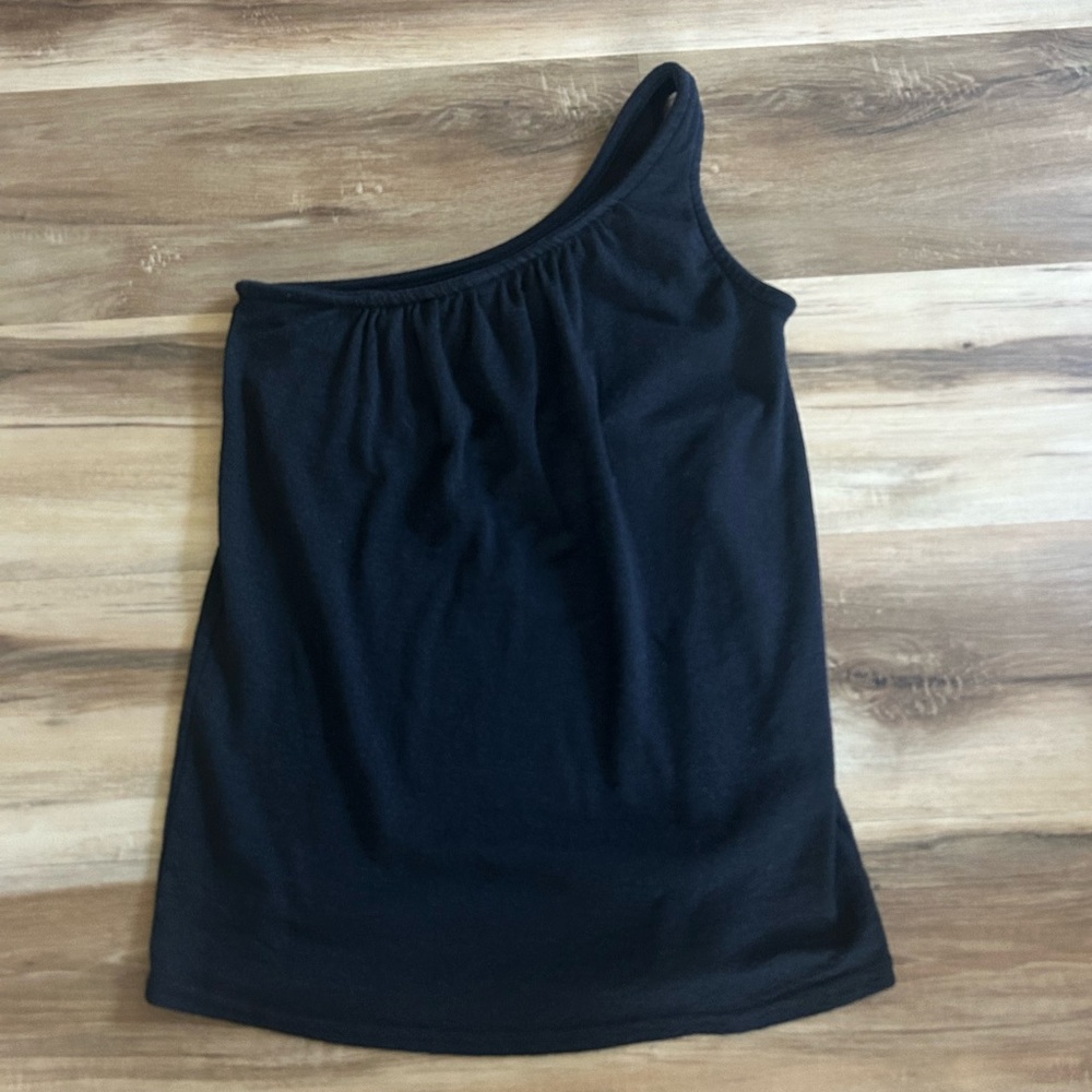 Michael Stars black one-shoulder asymmetric top, built-in bra, one size